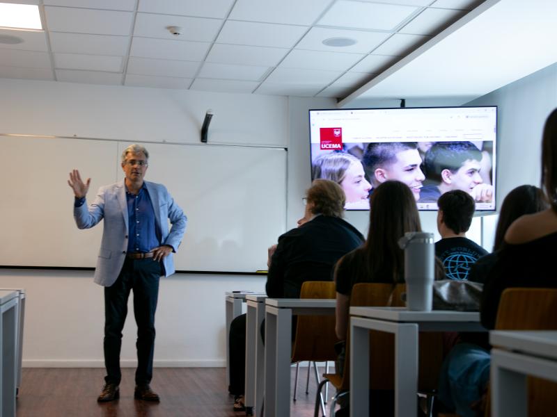 Flavio Buchieri, Director de la Carrera Economía Empresarial